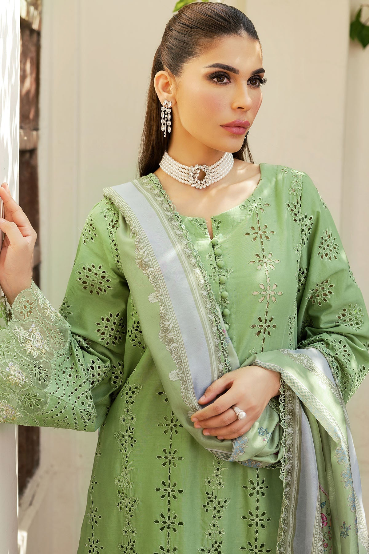 4704-KANWAL EMBROIDERED LAWN STITCHED