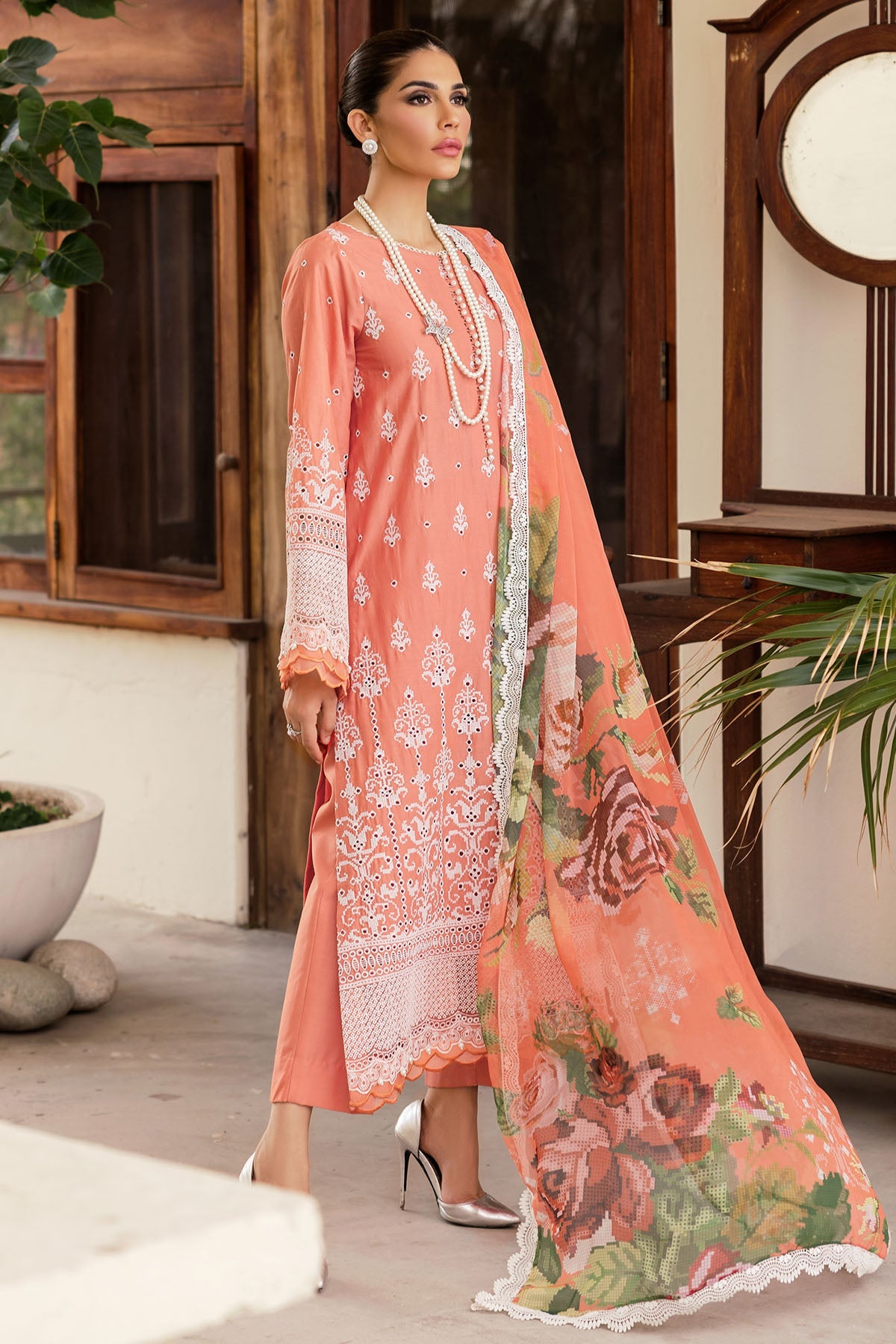 4709-ZOHA EMBROIDERED LAWN STITCHED