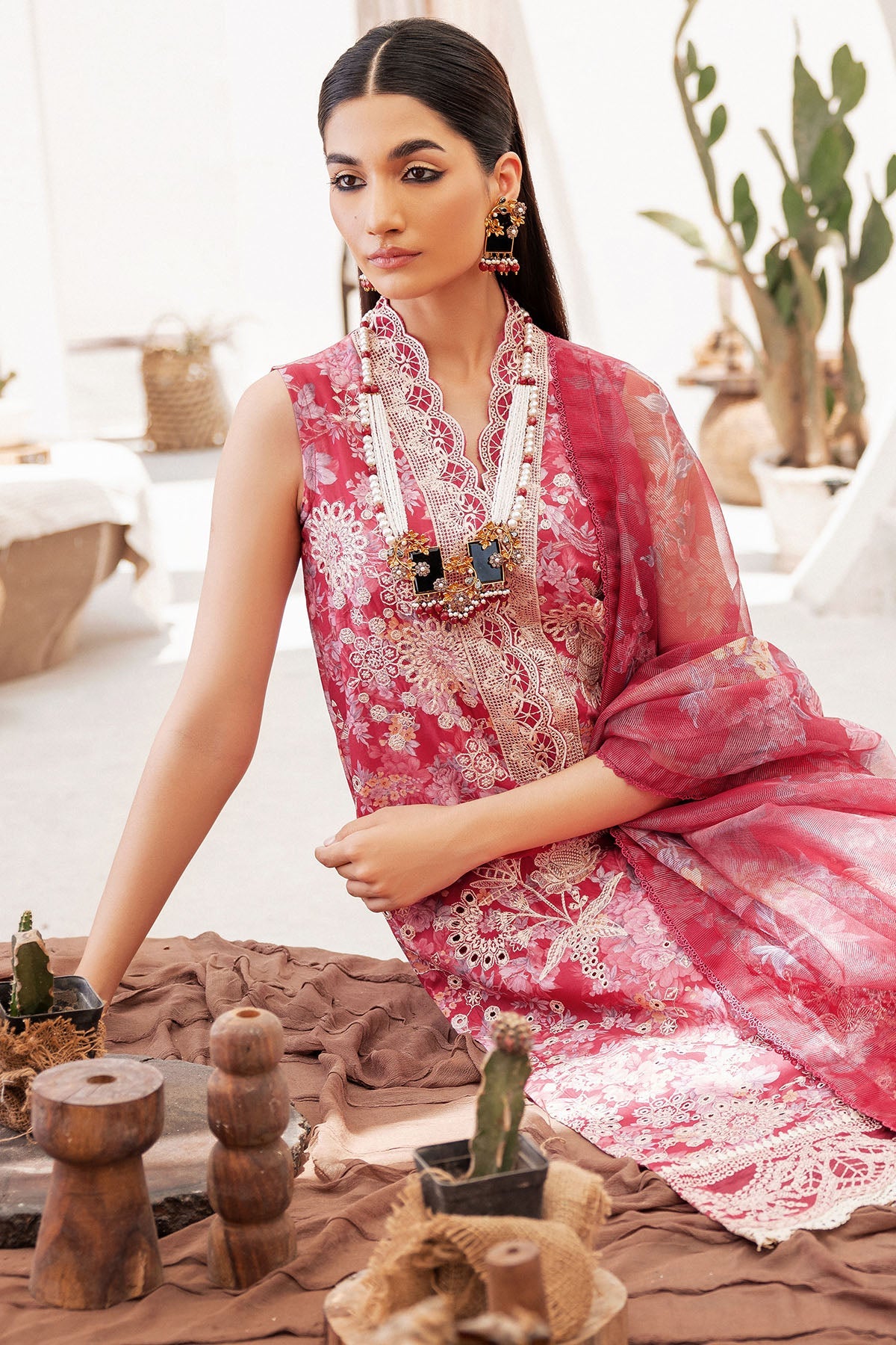 4729-ZAISHA EMBROIDERED LAWN STITCHED