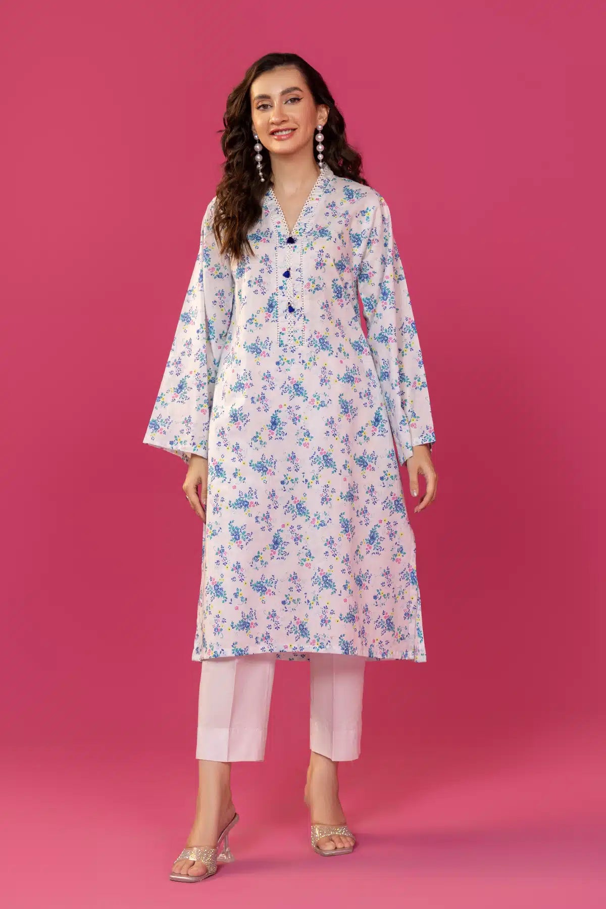 4750-LARISSA DIGITAL PRINTED LAWN STITCHED