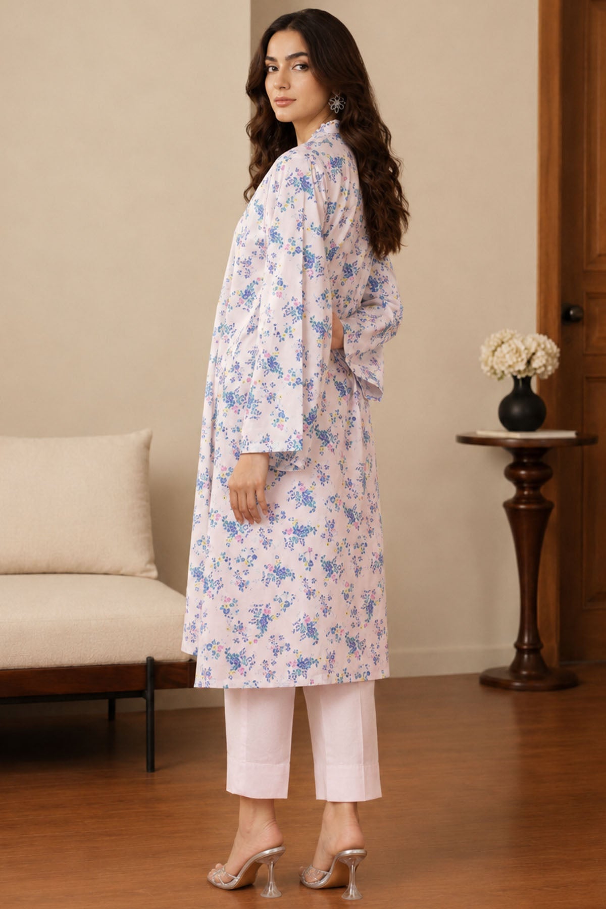 4750-LARISSA DIGITAL PRINTED LAWN STITCHED