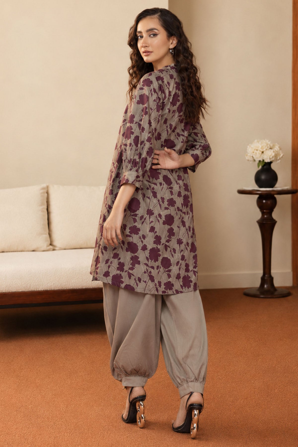 4755-DEERI DIGITAL PRINTED LAWN STITCHED