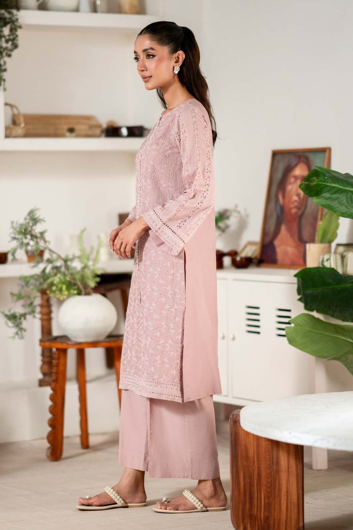 4780-ZAIRA EMBROIDERED CAMBRIC STITCHED