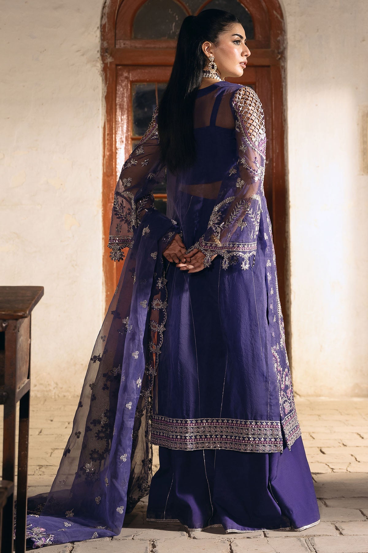 4811-DAISHA EMBROIDERED ORGANZA STITCHED
