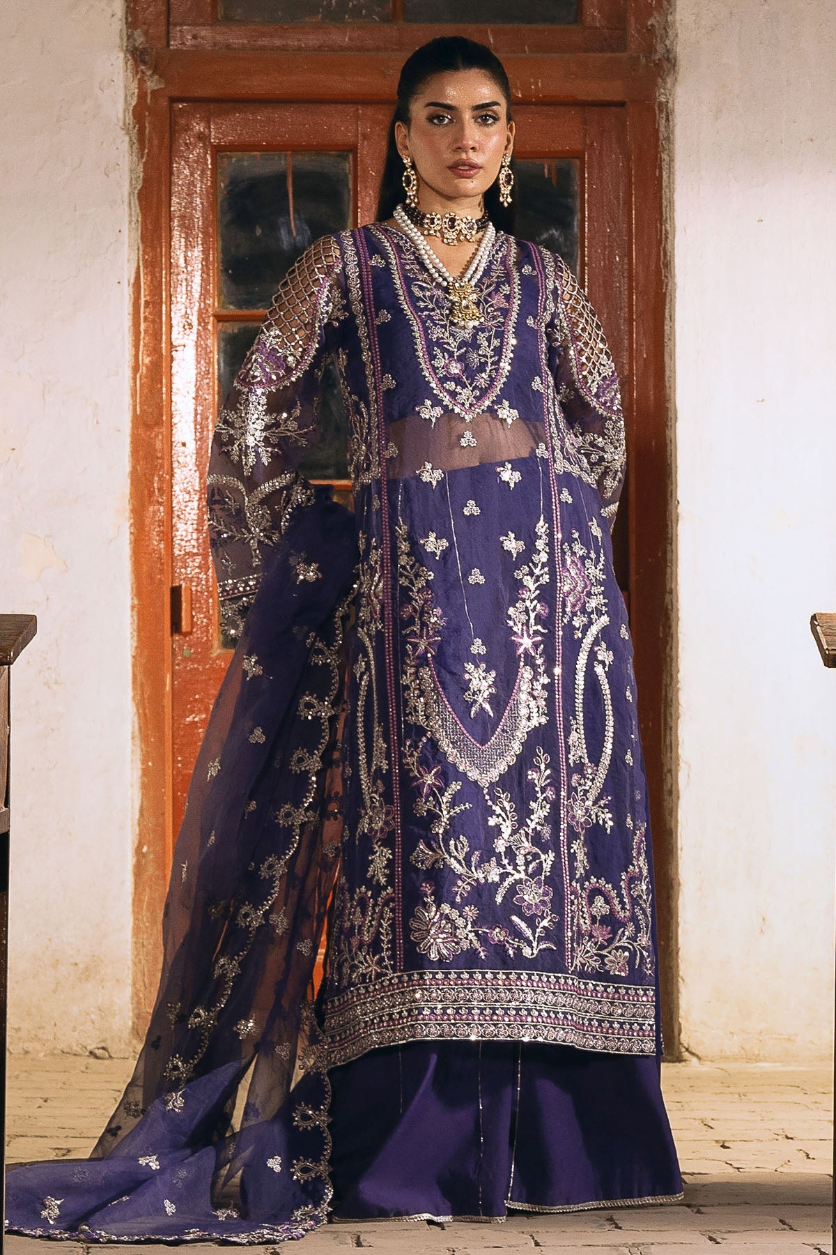 4811-DAISHA EMBROIDERED ORGANZA STITCHED