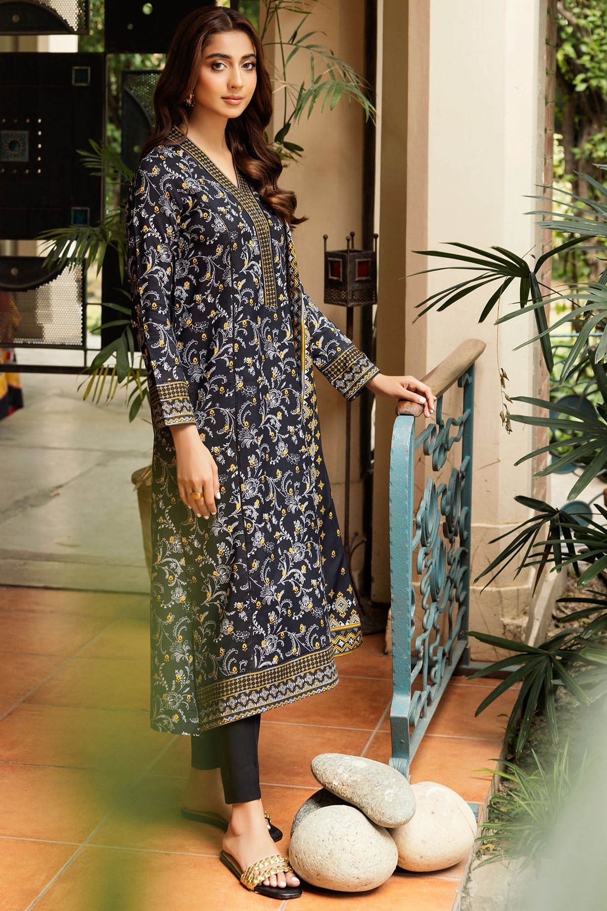 4929-NOEL DIGITAL PRINTED LINEN UNSTITCHED