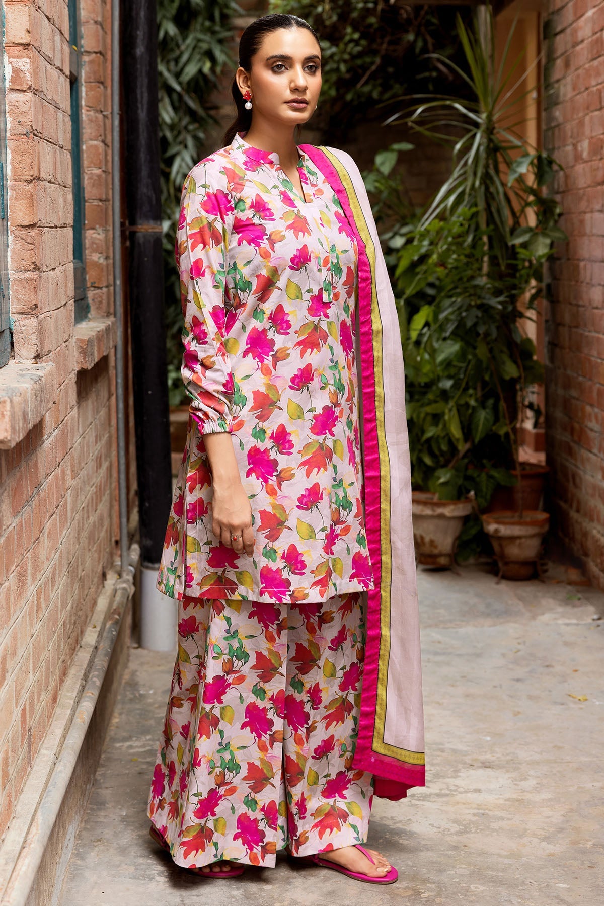 4975-IRIS DIGITAL PRINTED CAMBRIC UNSTITCHED