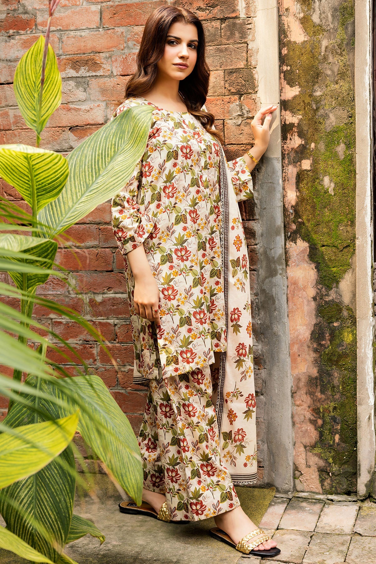 4977-SIA DIGITAL PRINTED CAMBRIC UNSTITCHED