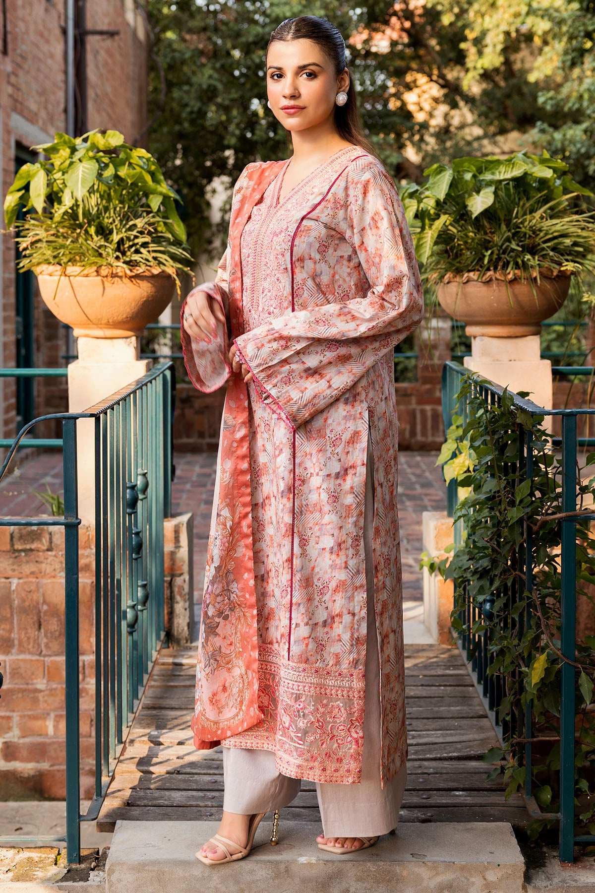 4987-ZIYA DIGITAL PRINTED CAMBRIC UNSTITCHED