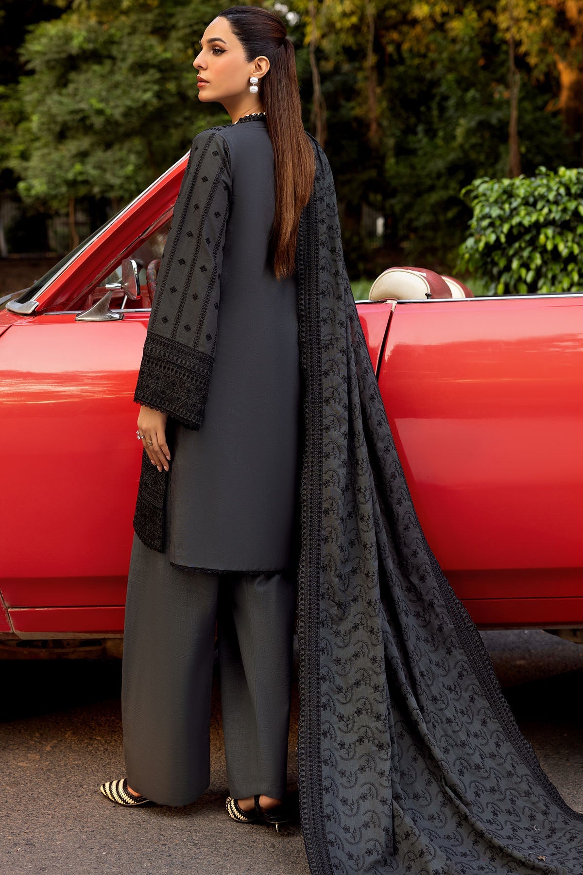 4992-TAZEEN EMBROIDERED KHADDAR STITCHED