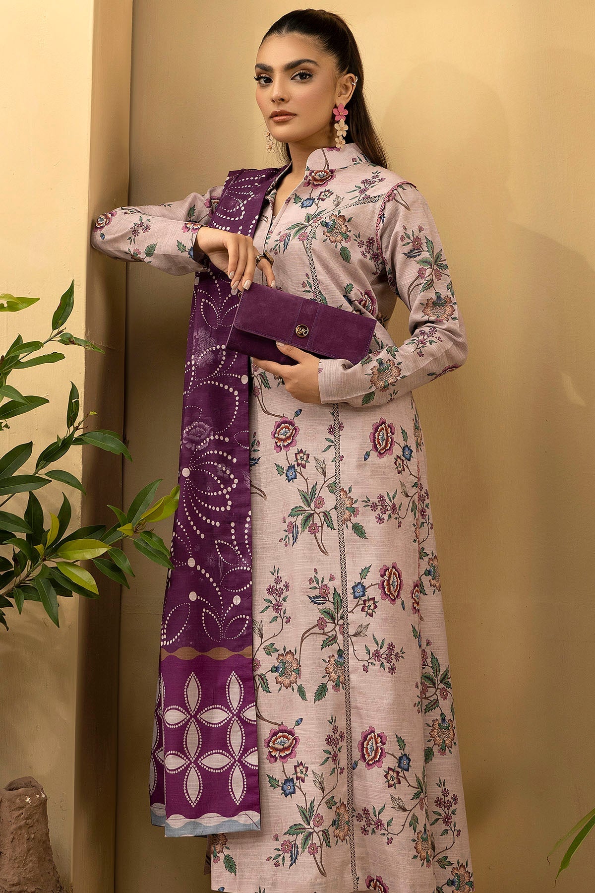 5032-MAIDA DIGITAL PRINTED KHADDAR UNSTITCHED