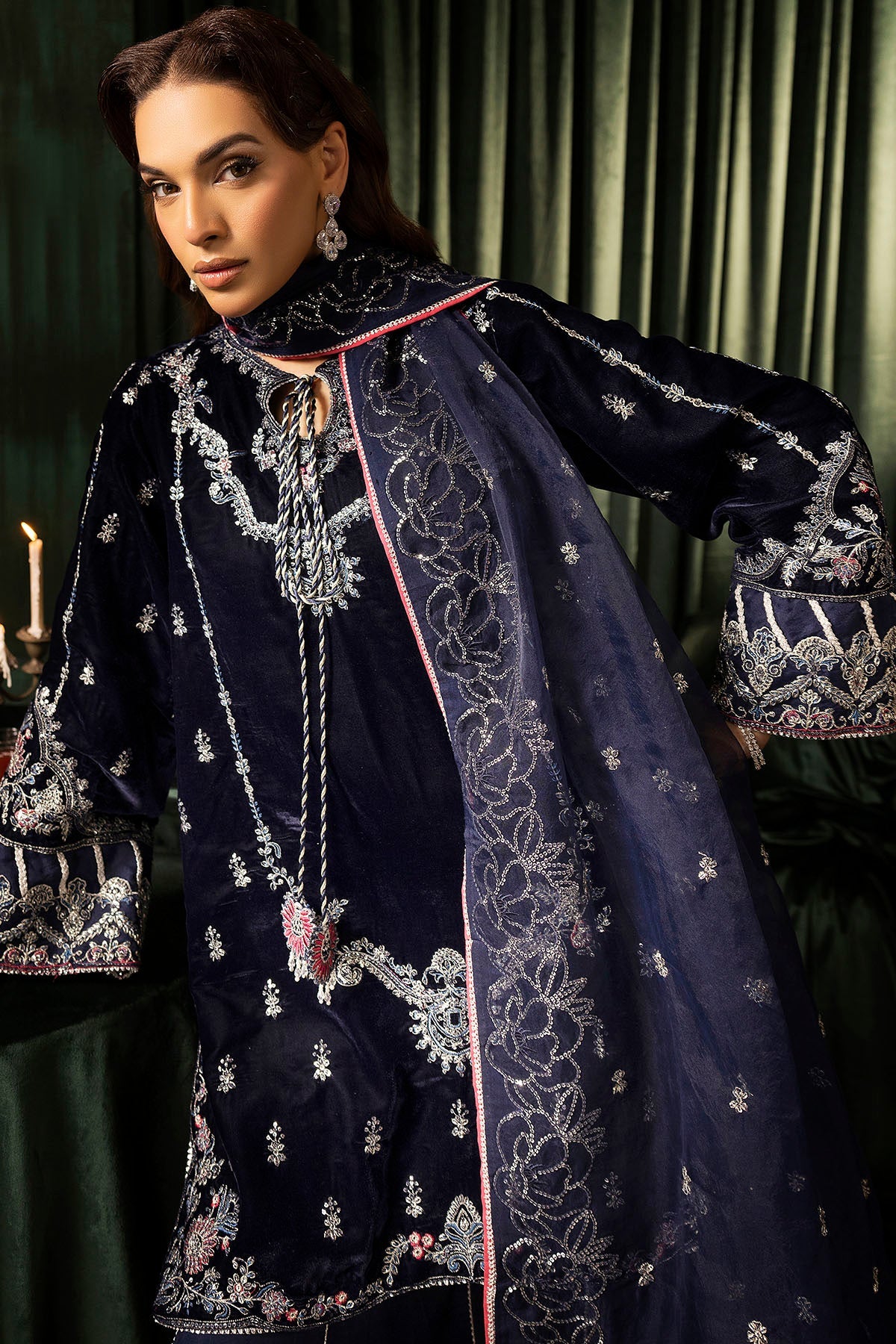 5092-AAIRA EMBROIDERED VELVET UNSTITCHED