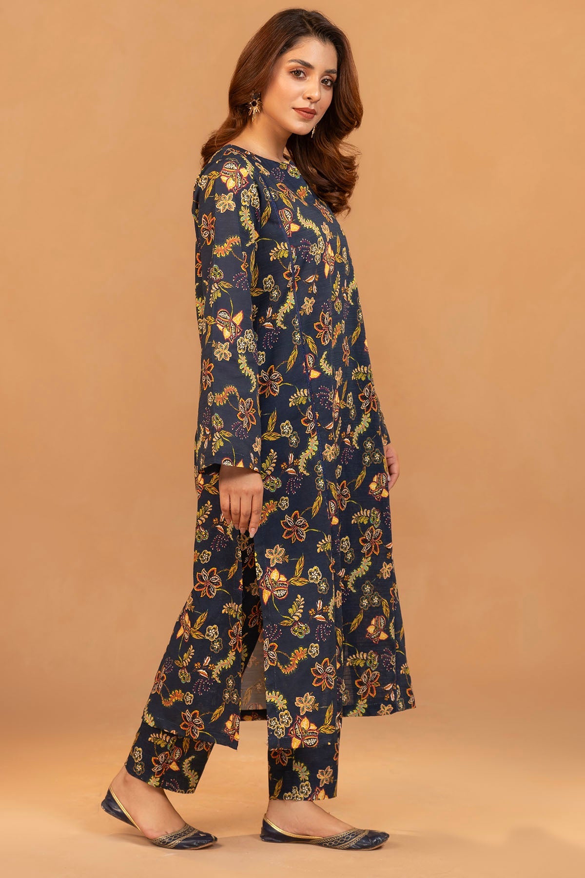 5233-ESMERAY DIGITAL PRINTED KHADDAR UNSTITCHED