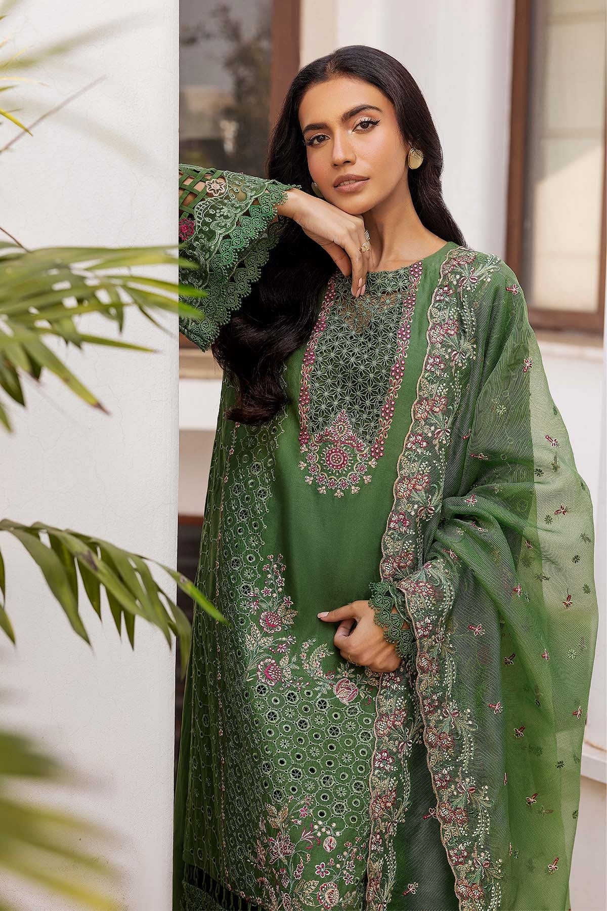 5303-DARCY EMBROIDERED LAWN STITCHED