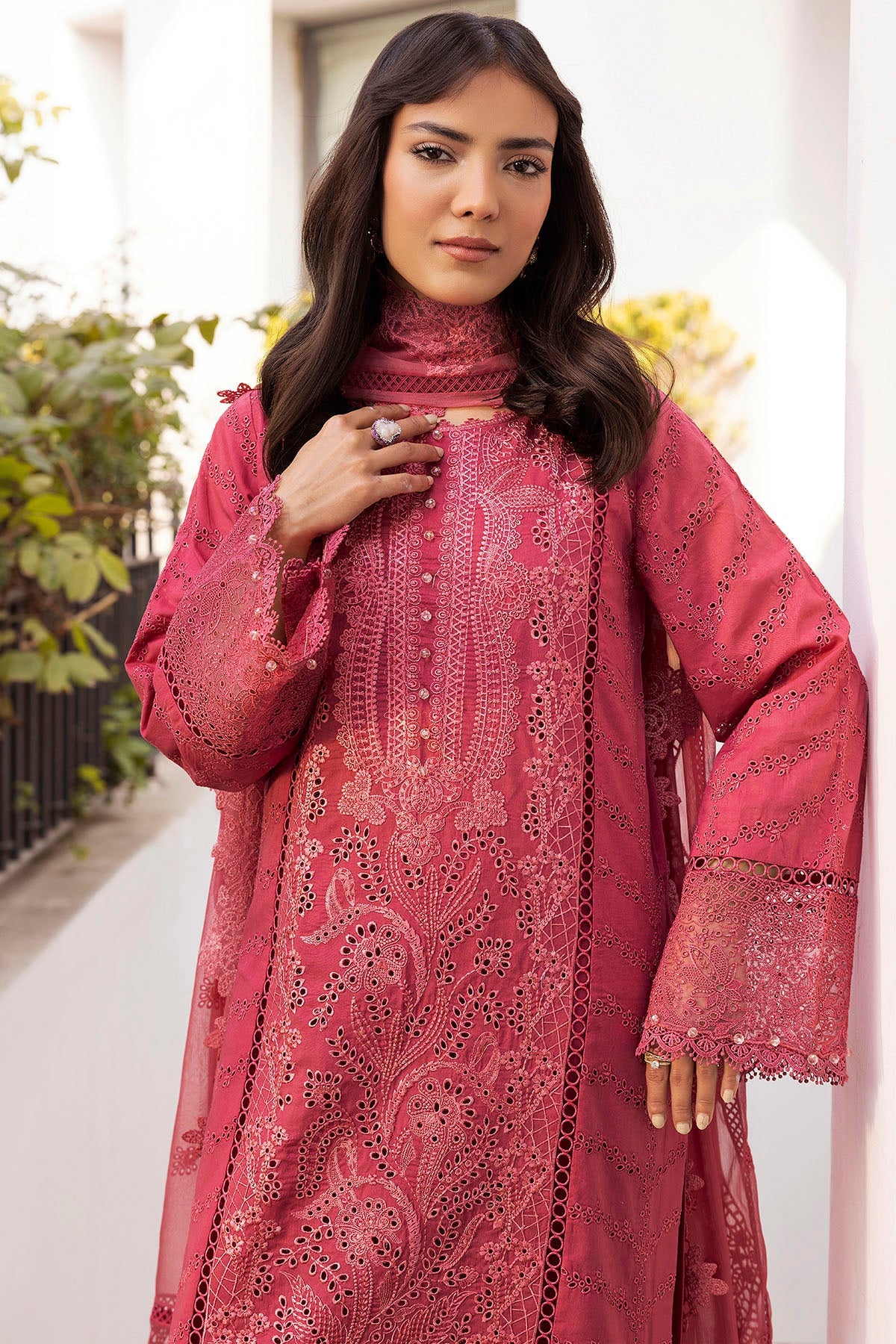 5305-AUBREY EMBROIDERED LAWN STITCHED