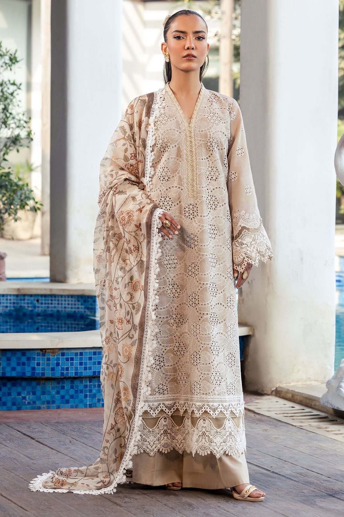5322-DIANE EMBROIDERED LAWN STITCHED
