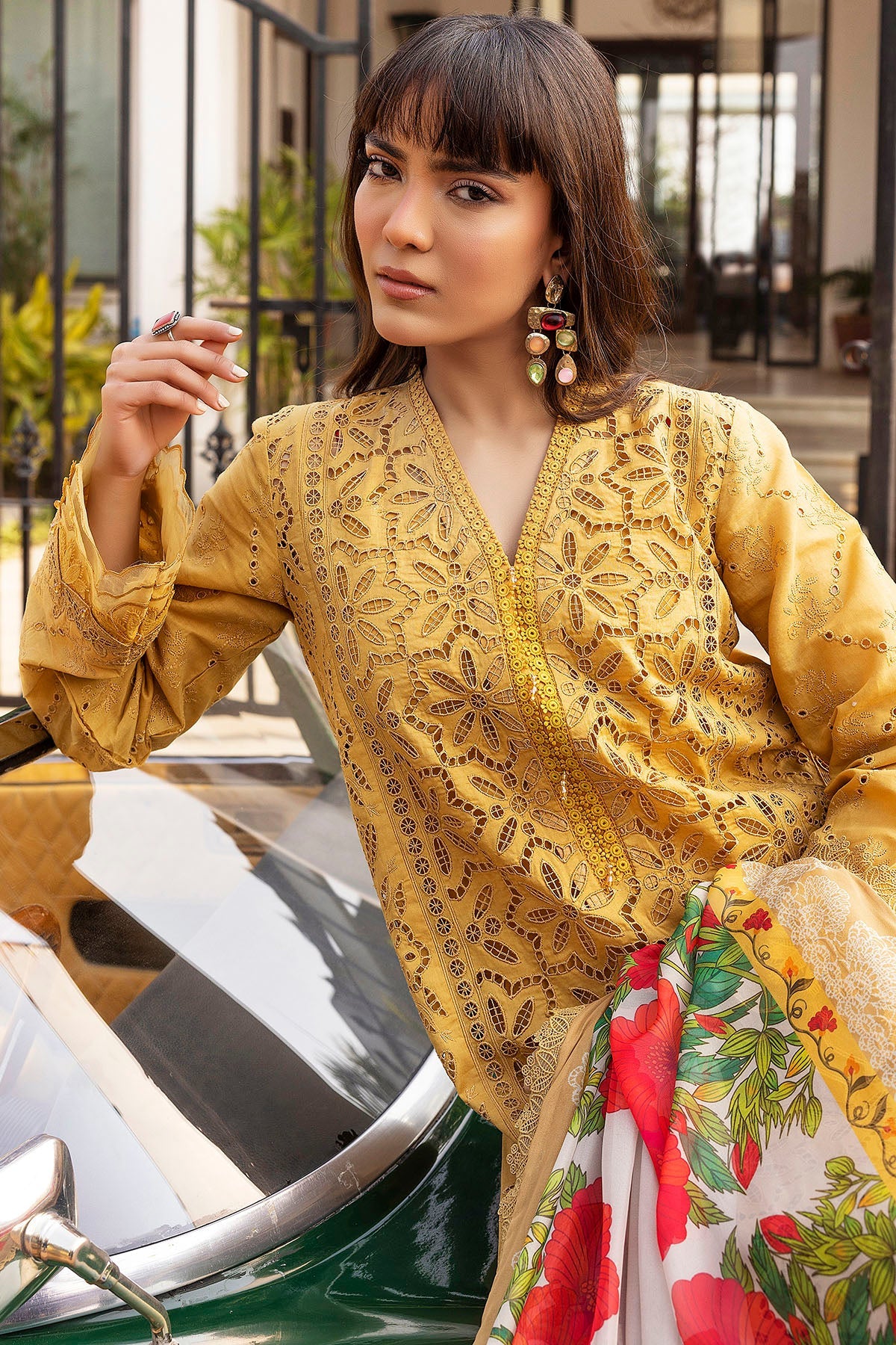 5323-GENEVA EMBROIDERED LAWN UNSTITCHED