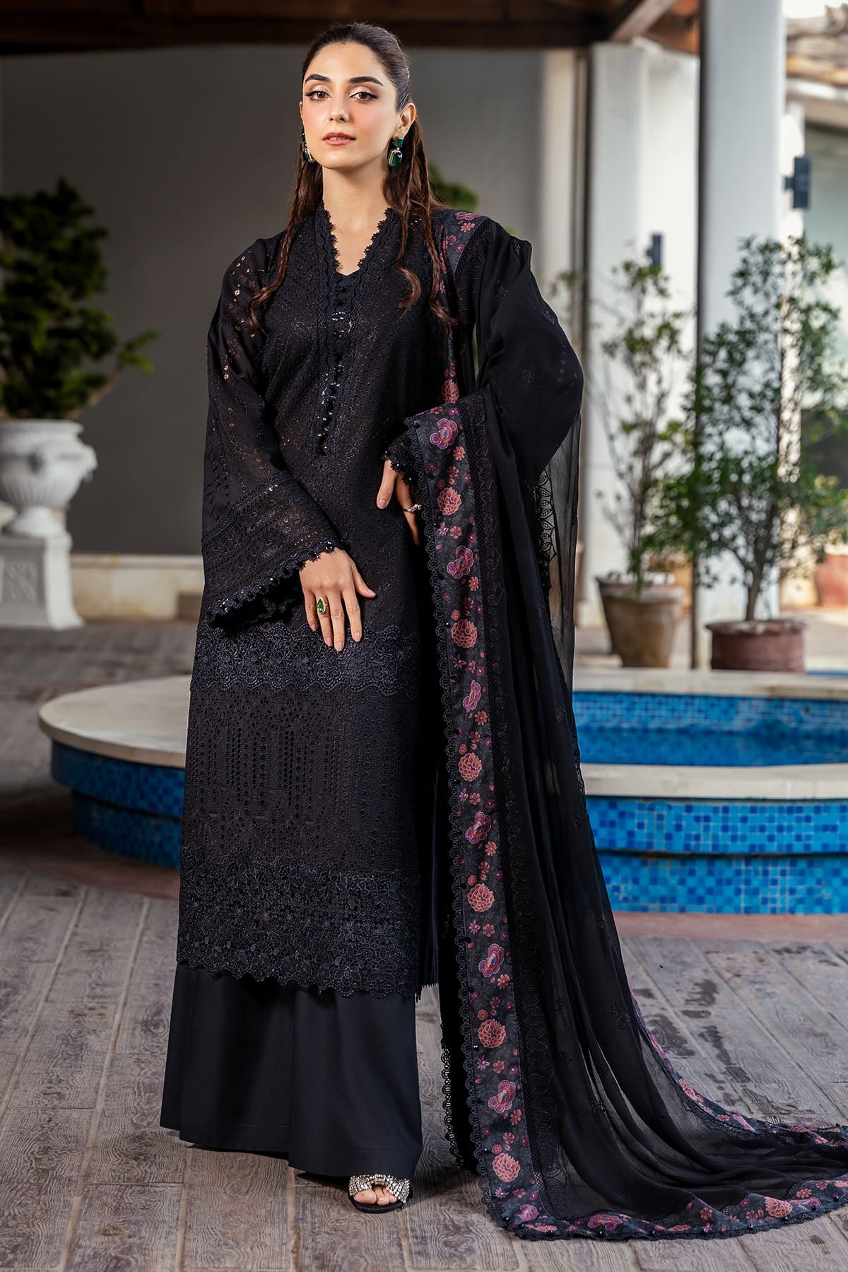 2025 MOTIFZ PREMIUM EMBROIDERED LAWN VOL 1