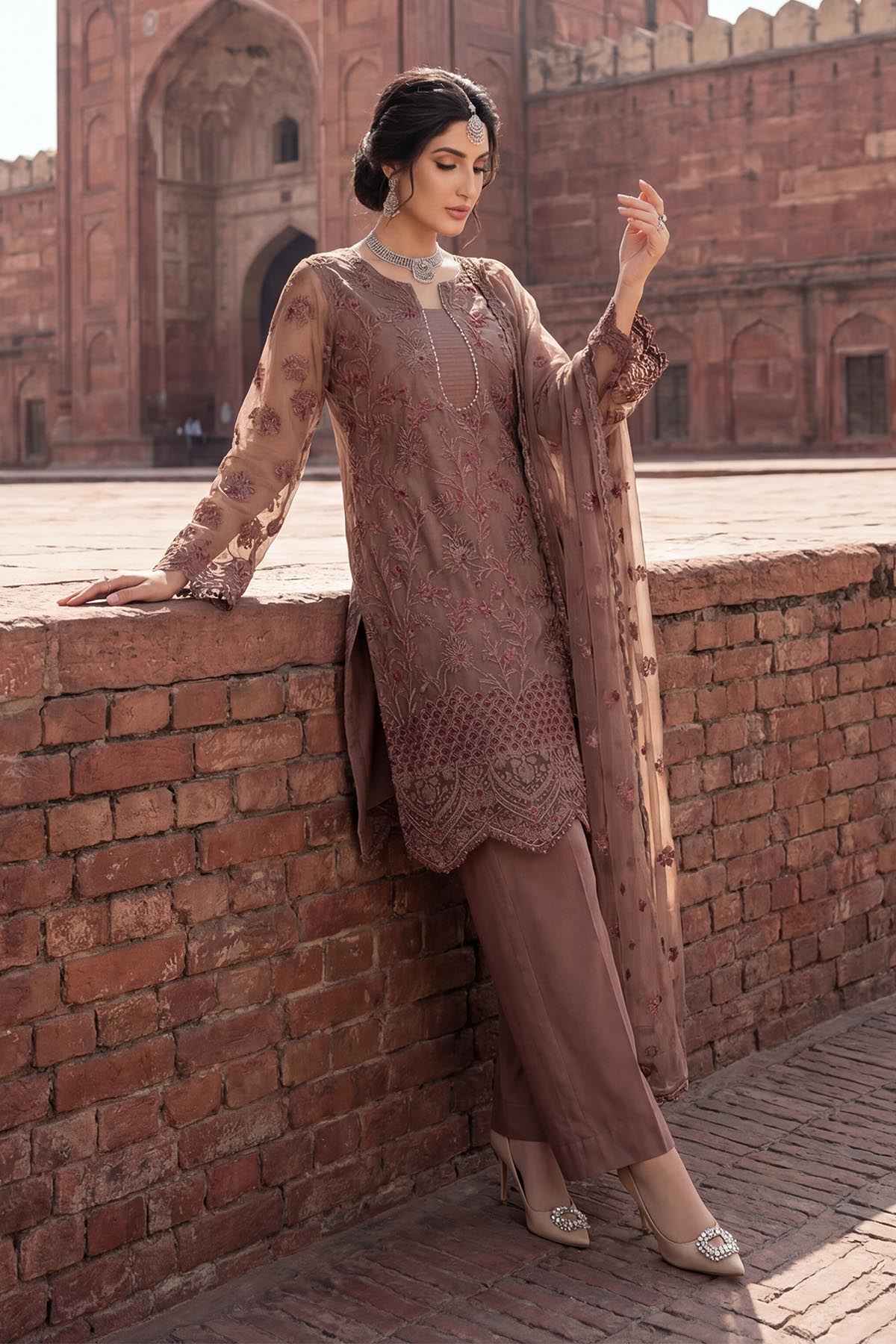5338-IZARA EMBROIDERED SILK NET STITCHED