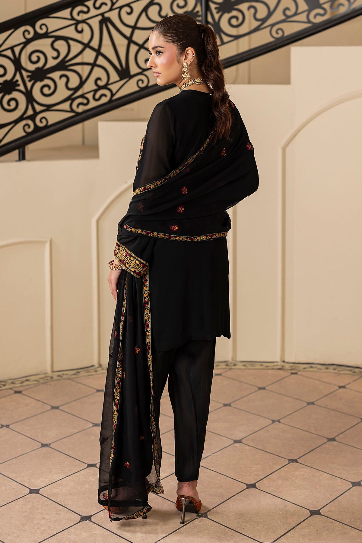 5351-REENA EMBROIDERED CHIFFON STITCHED
