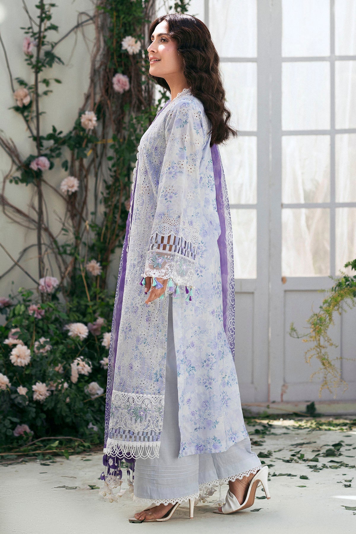 5424-VALERIE EMBROIDERED LAWN UNSTITCHED