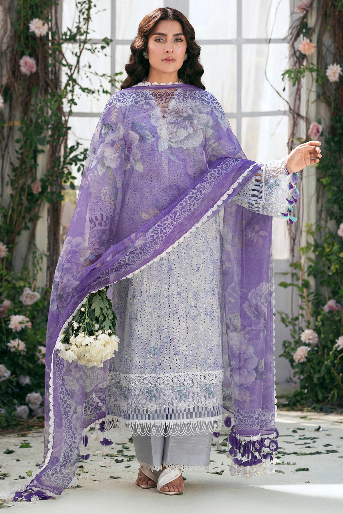 5424-VALERIE EMBROIDERED LAWN UNSTITCHED