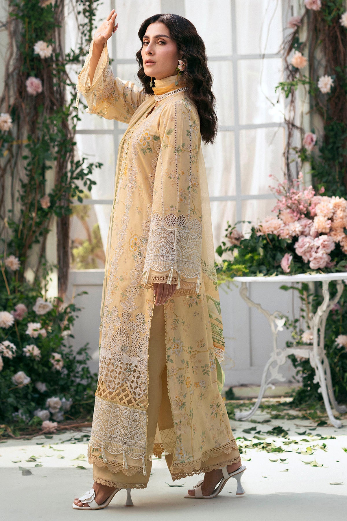 5429-ORCHID EMBROIDERED LAWN STITCHED