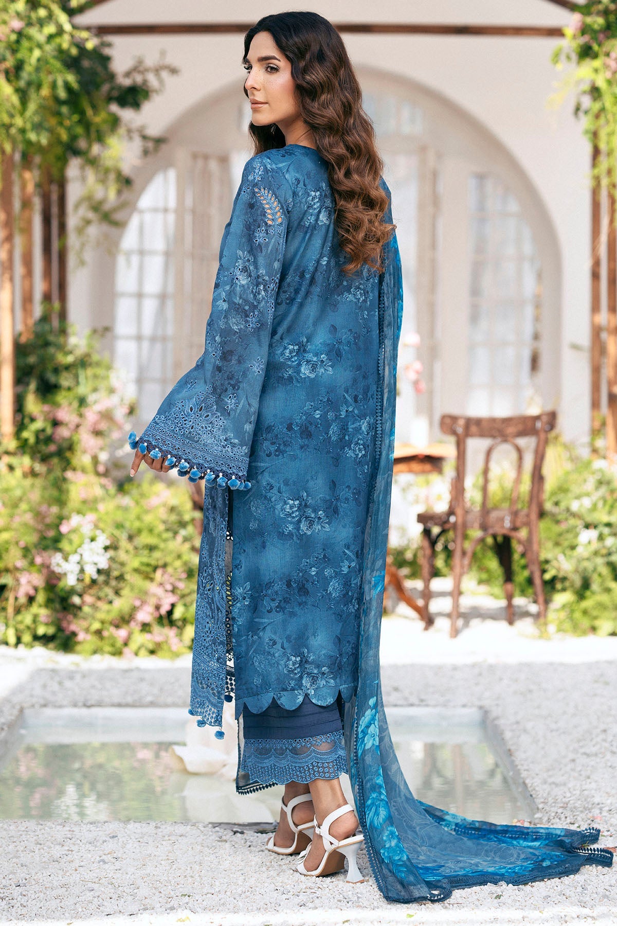 5434-LILLY EMBROIDERED LAWN STITCHED