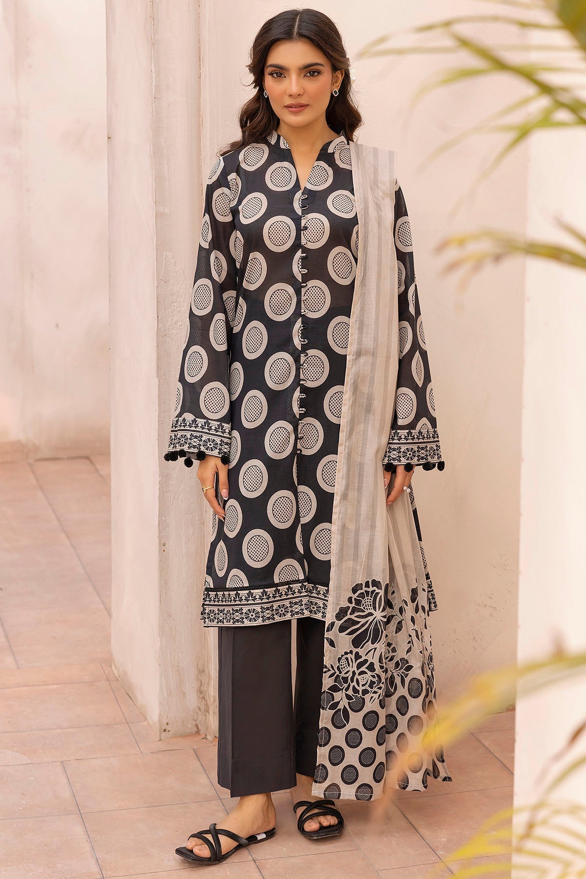2025 RANG BY MOTIFZ DIGITAL PRINTED LAWN VOL 2
