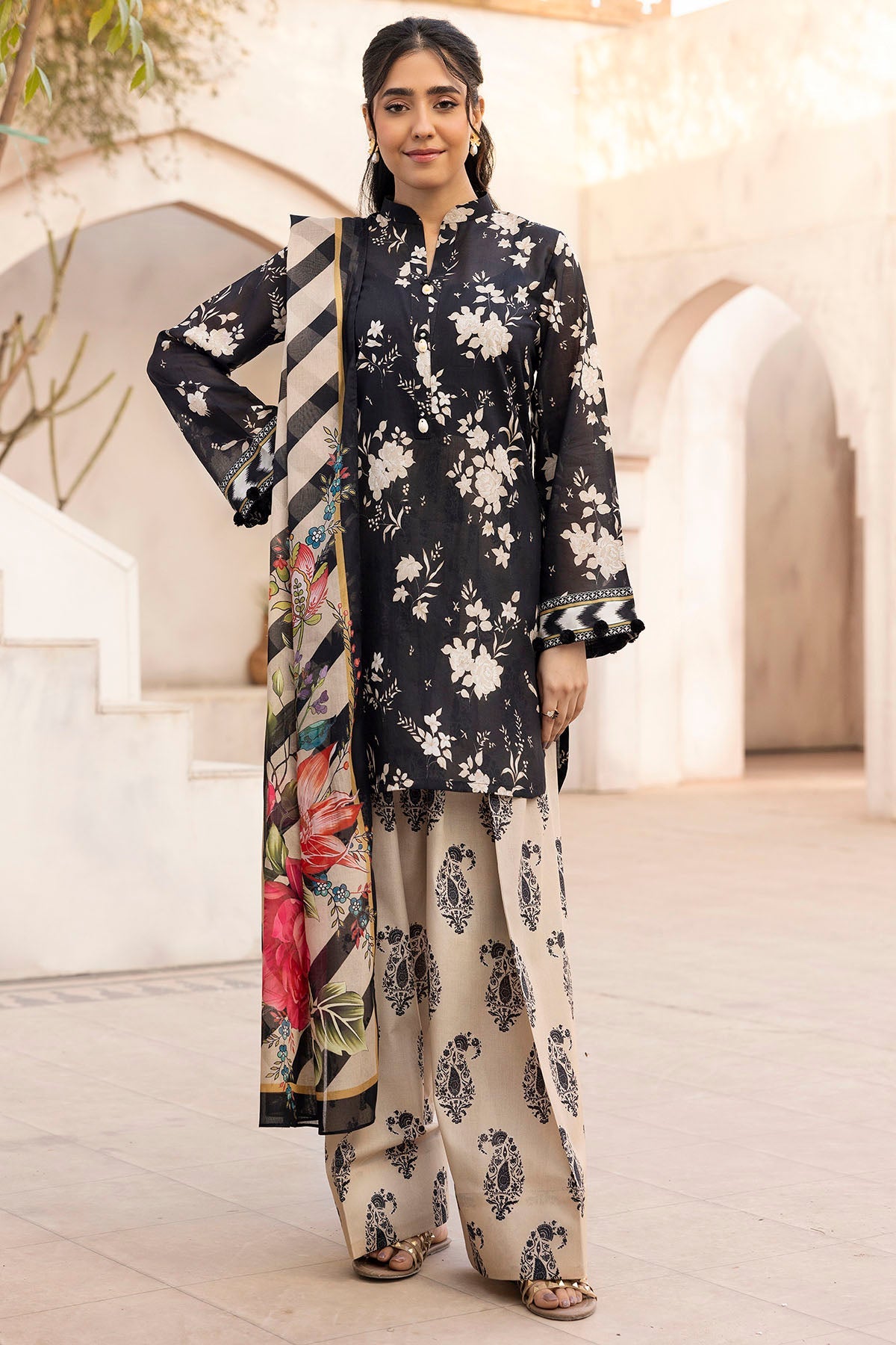 2025 RANG BY MOTIFZ DIGITAL PRINTED LAWN VOL 4