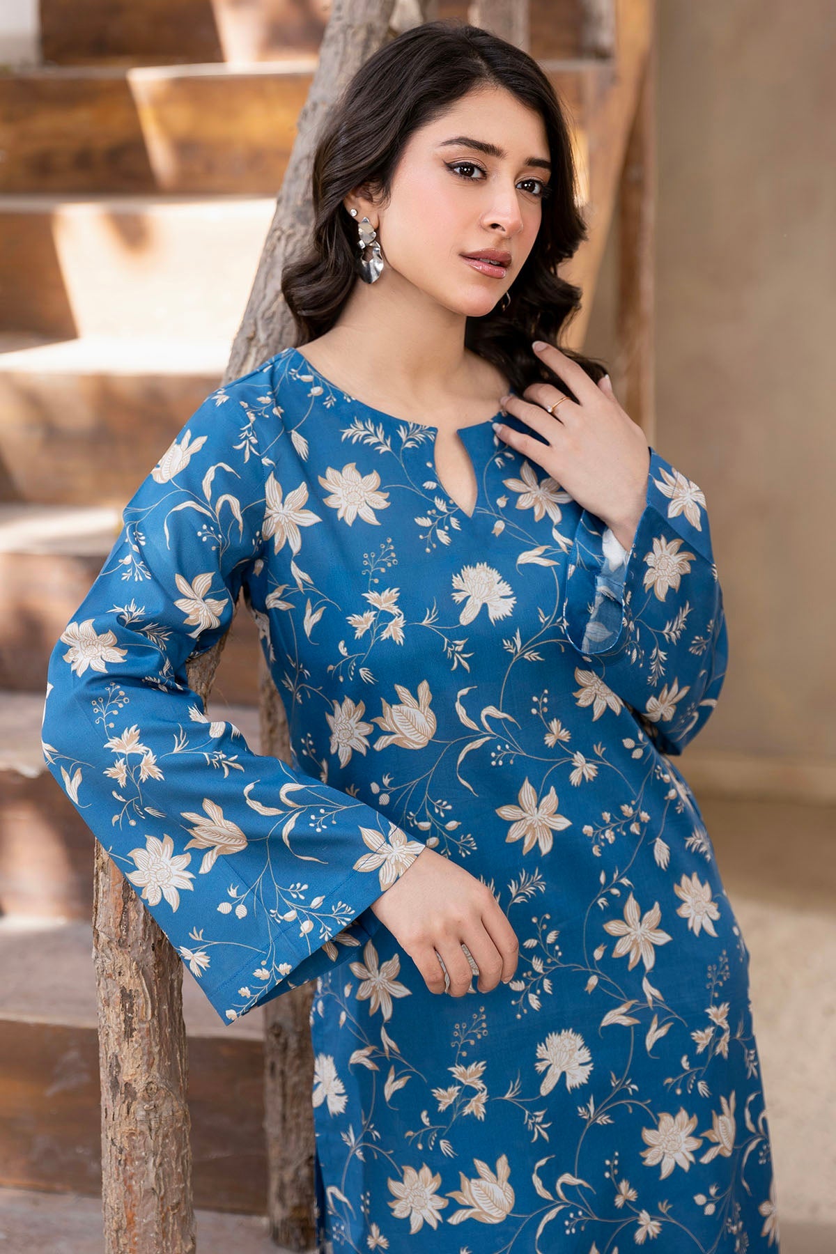 5529-ZALAAN DIGITAL PRINTED LAWN STITCHED