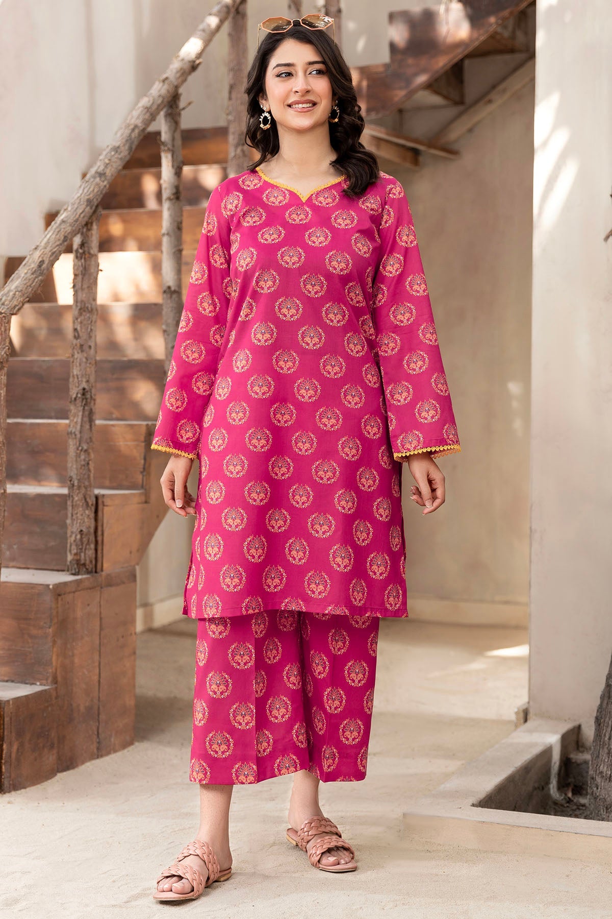 2025 RANG BY MOTIFZ DIGITAL PRINTED LAWN VOL 5