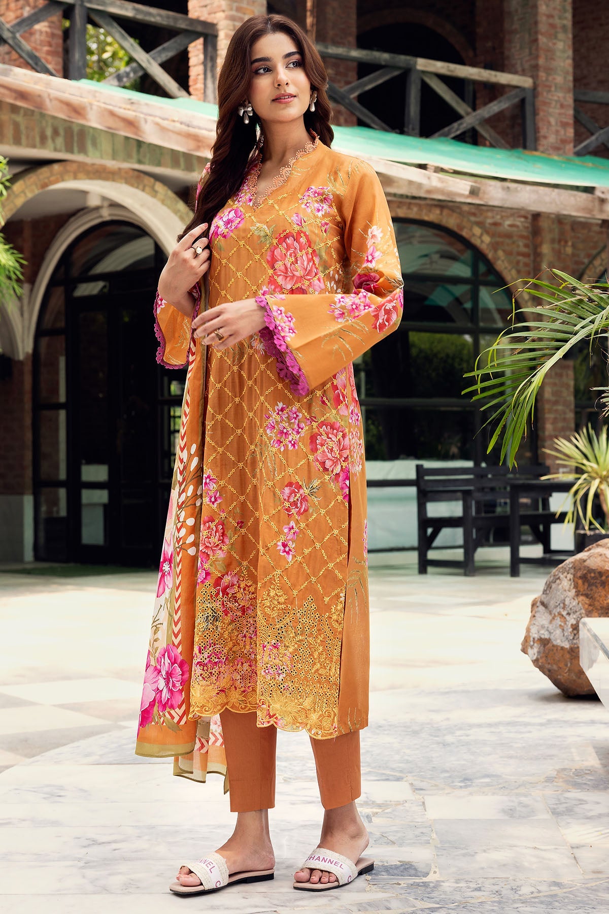 5566-DHALIA DIGITAL PRINTED LAWN UNSTITCHED