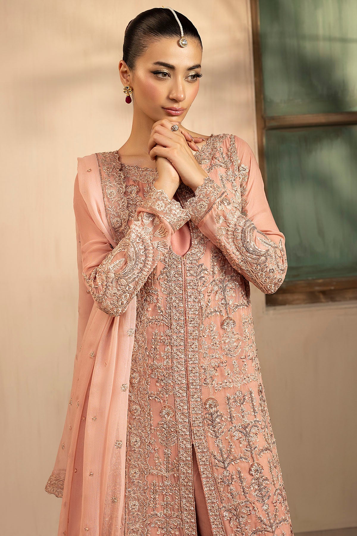 5576-PEARL EMBROIDERED CRINKLE CHIFFON UNSTITCHED