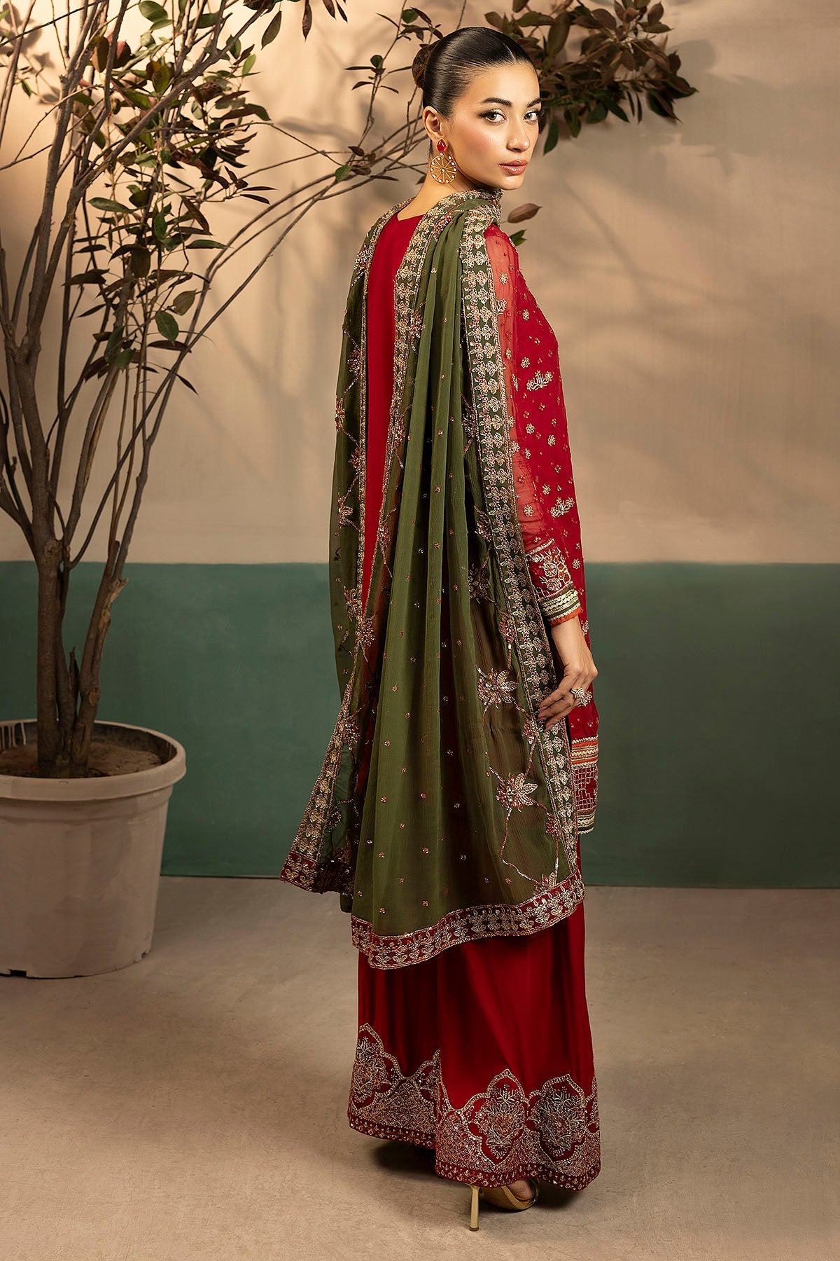 5582-JENNA EMBROIDERED CRINKLE CHIFFON UNSTITCHED