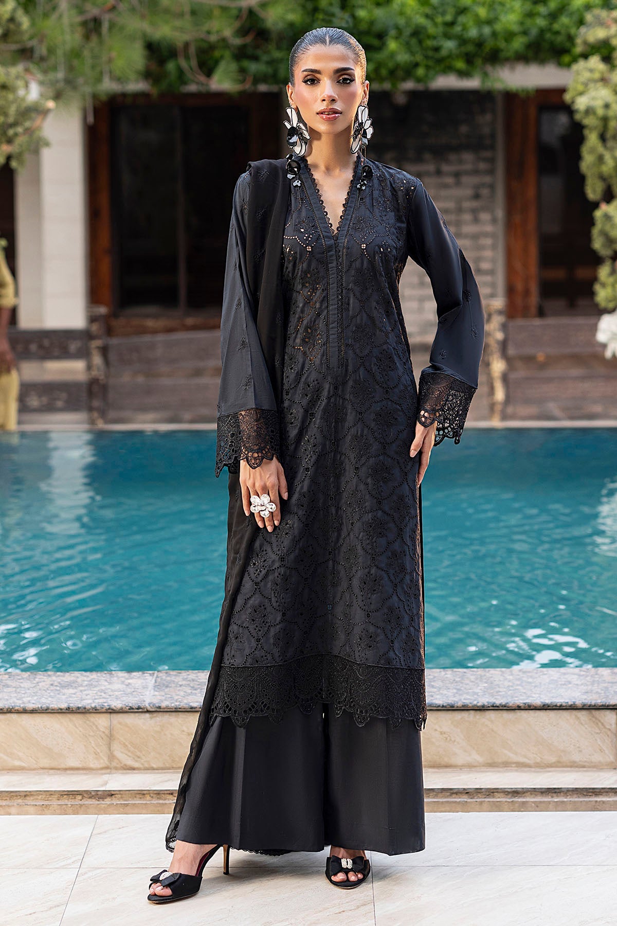 2025 MOTIFZ PREMIUM EMBROIDERED LAWN VOL 3