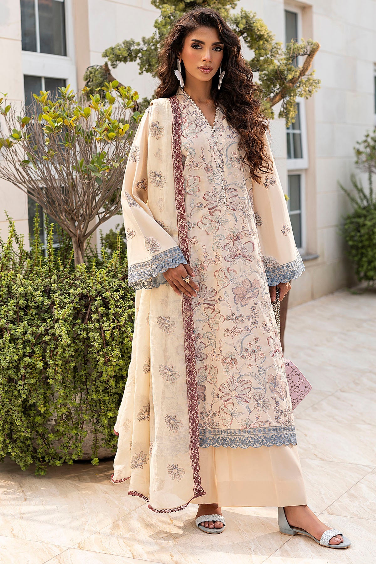 2025 MOTIFZ PREMIUM EMBROIDERED LAWN VOL 3