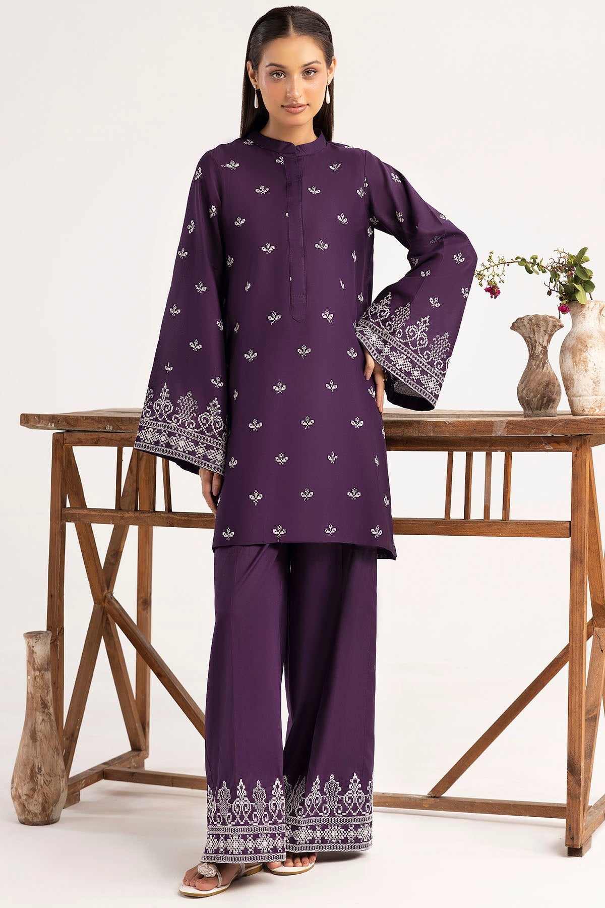 5596-DARIEN EMBROIDERED LAWN STITCHED