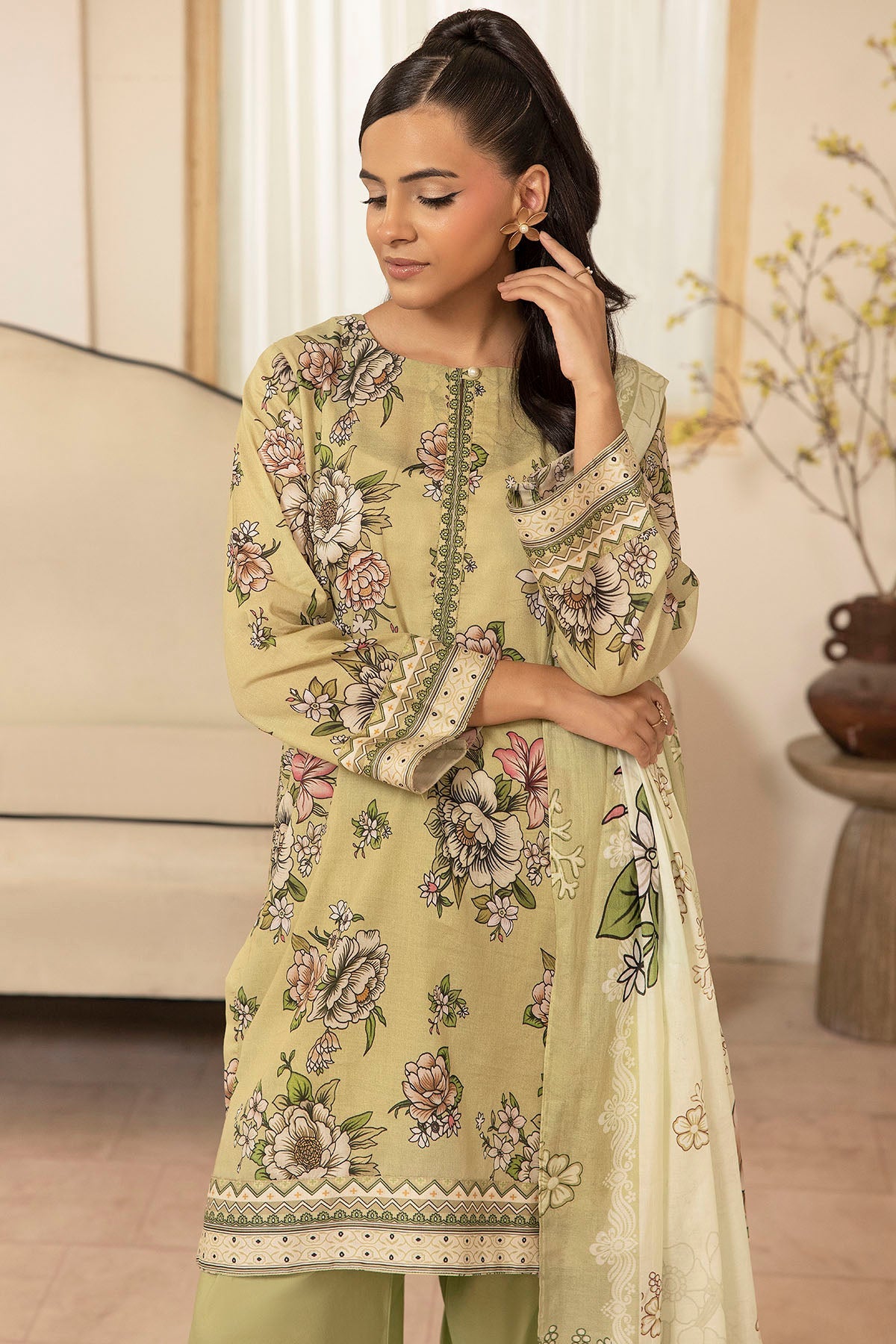 5642-VIELLA DIGITAL PRINTED LAWN UNSTITCHED