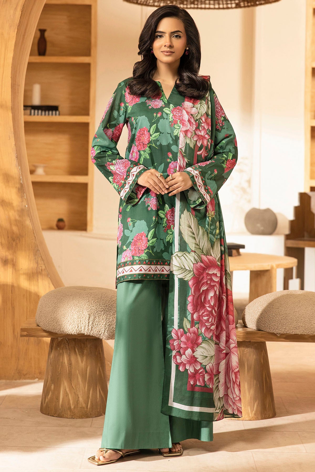 2025 RANG BY MOTIFZ DIGITAL PRINTED LAWN VOL 8