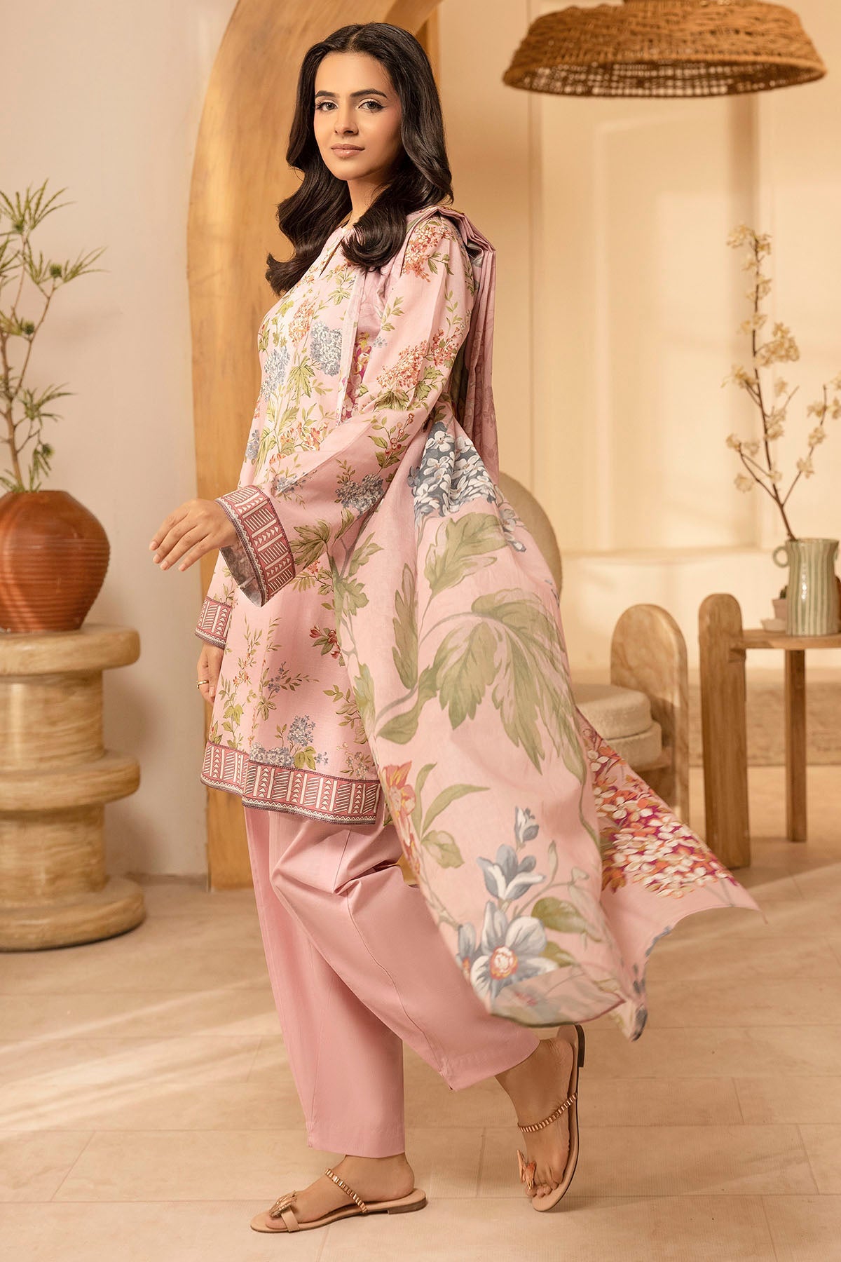 5645-DYANI DIGITAL PRINTED LAWN UNSTITCHED