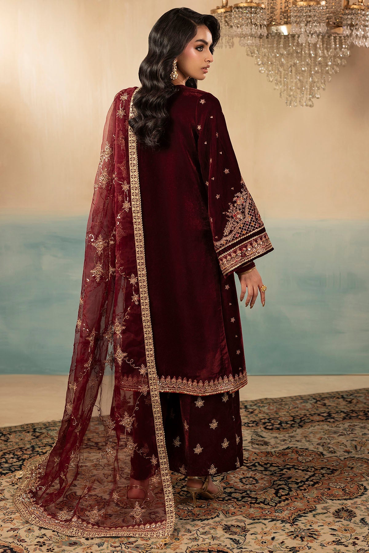 5667-SKY EMBROIDERED VELVET STITCHED