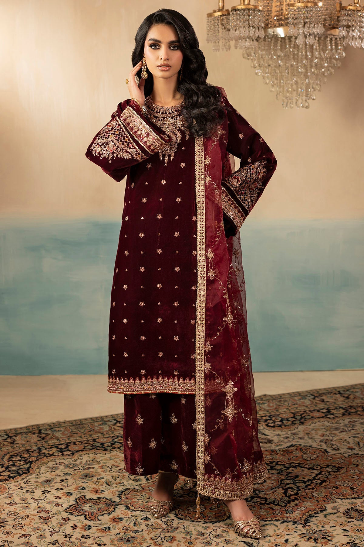 5667-SKY EMBROIDERED VELVET STITCHED