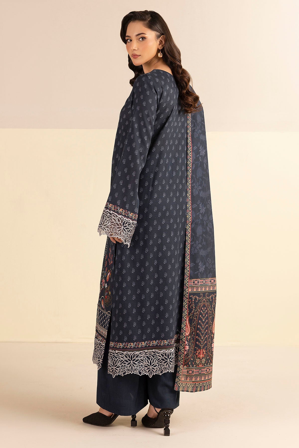 5705-MUNIHA DIGITAL PRINTED LINEN STITCHED