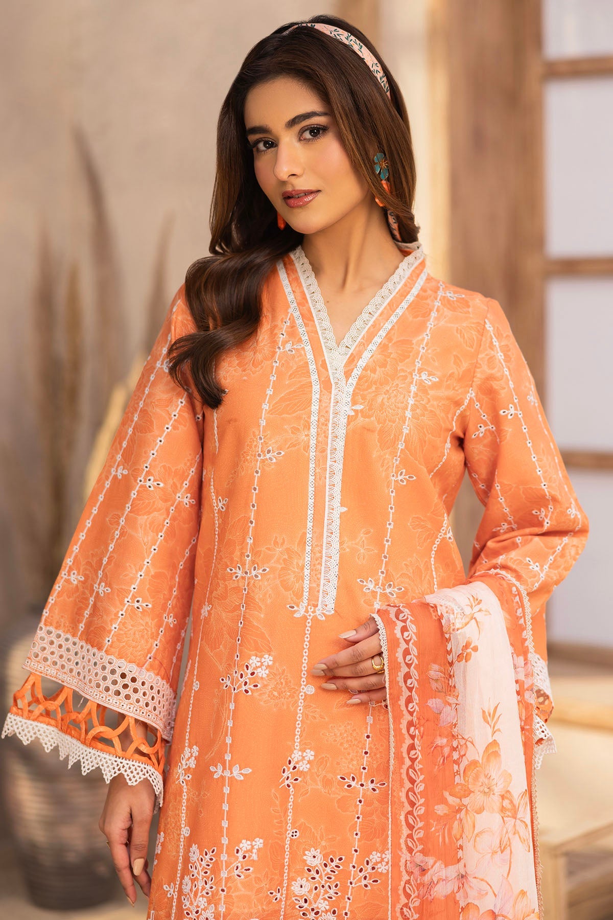 5732-STAR DUST EMBROIDERED LAWN UNSTITCHED