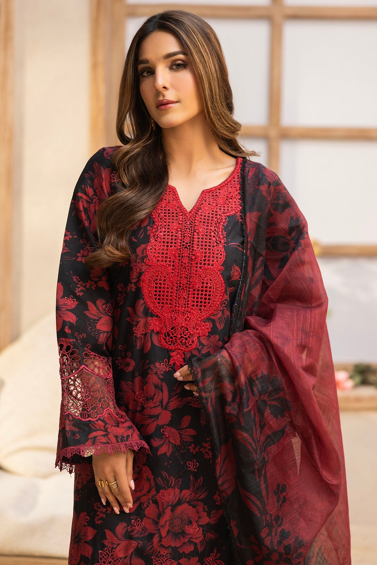 5738-MUSE EMBROIDERED LAWN STITCHED