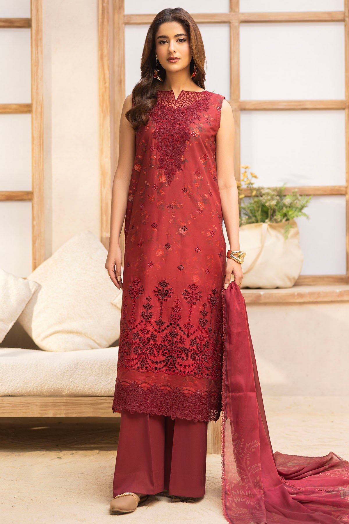 5739-CELESTA EMBROIDERED LAWN STITCHED