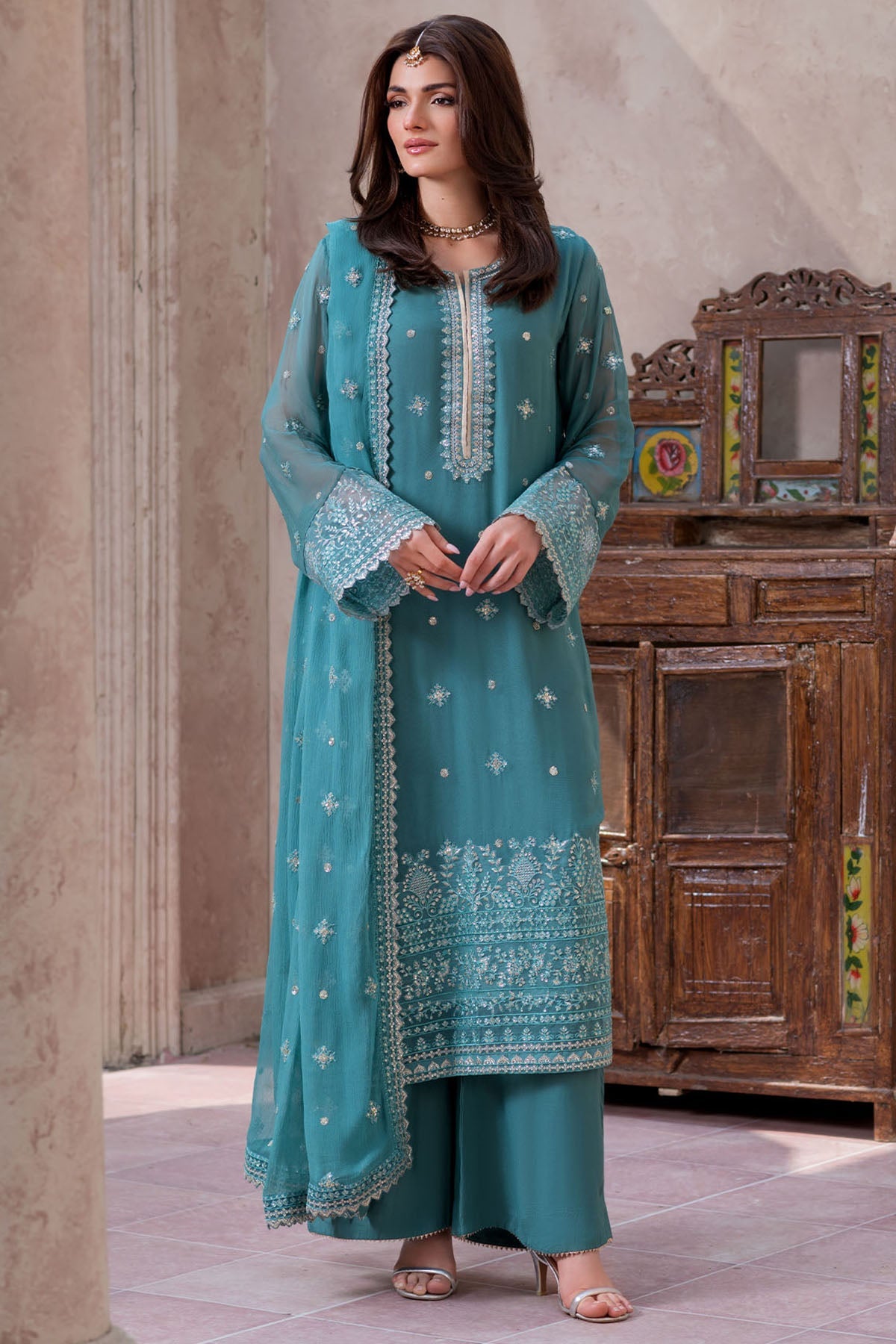 5757-HANNAH EMBROIDERED CRINKLE CHIFFON STITCHED