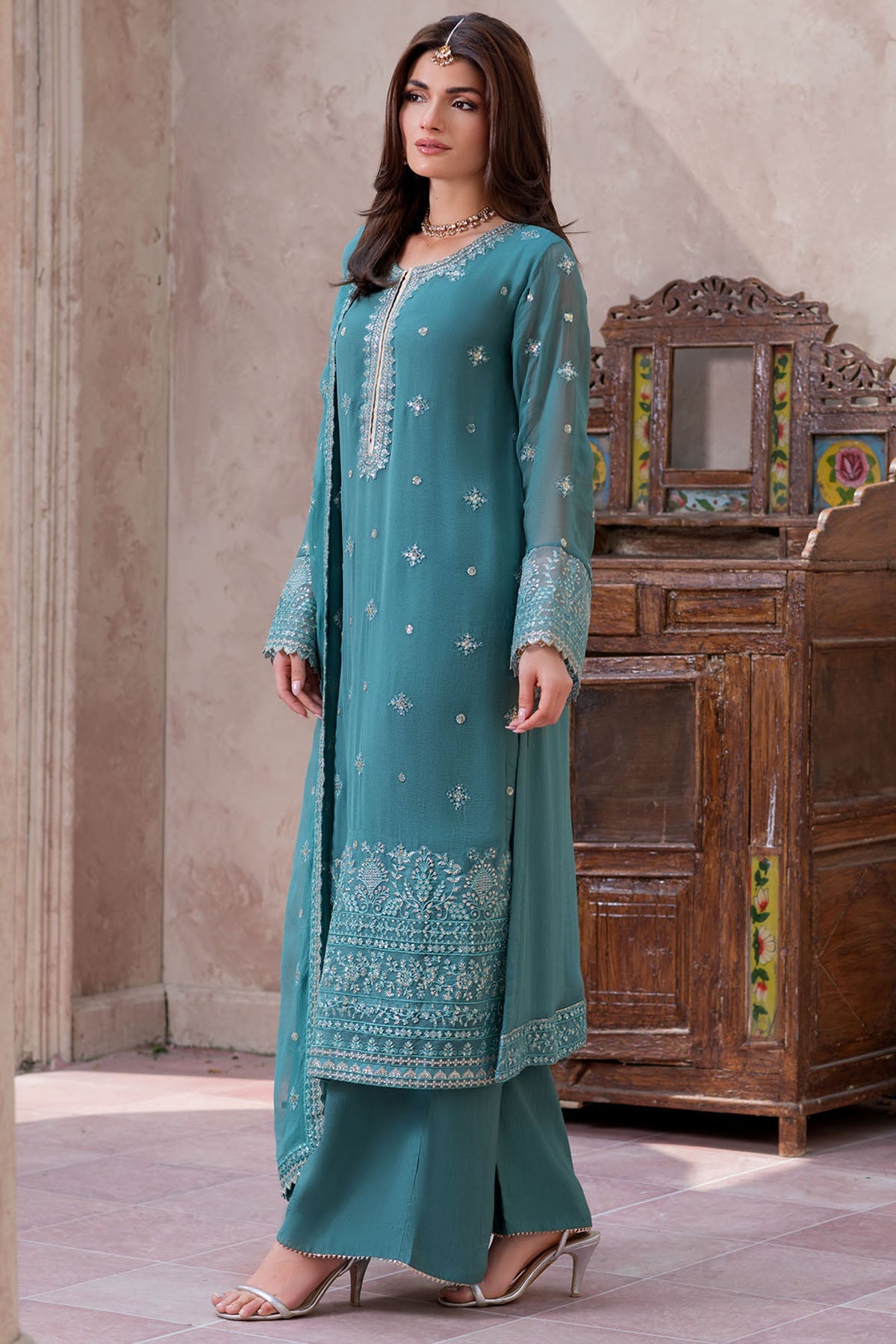 5757-HANNAH EMBROIDERED CRINKLE CHIFFON STITCHED