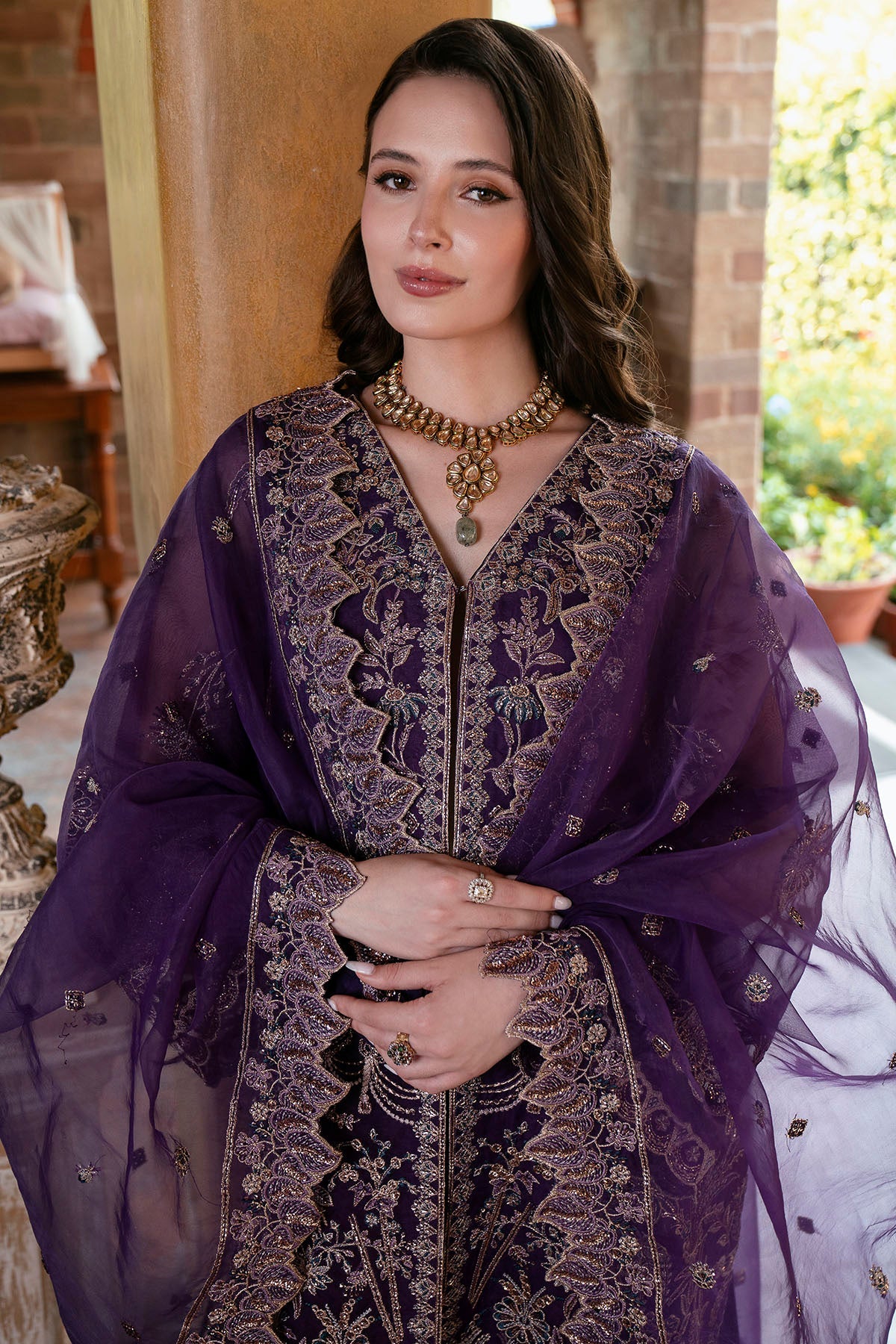 5810-ROSA EMBROIDERED ORGANZA UNSTITCHED
